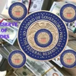 جيروم باول يلمح إلى إمكانية خفض أسعار الفائدة من قبل الاحتياطي الفيدرالي وسط مخاطر سوق العمل