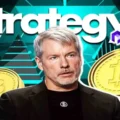 توقعات سهم MSTR بعد تلميحات مايكل سايلور بشأن شراء البيتكوين